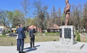 Откривен споменик палим борцима у ратовима деведесетих у Бачкој Тополи