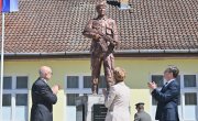 Откривен споменик палим борцима у ратовима деведесетих у Бачкој Тополи