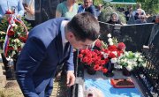 Државни секретар Дејан Антић посетио је породицу палог борца са Кошара - Драгана Милићевића у Трстенику 