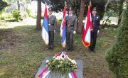 Положени венци и одата почаст у Нежидеру -„логору за српску елиту“ и бившем подлогору Маутхаузена у Мелку, Република Аустрија