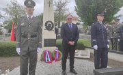 Положени венци и одата почаст у Нежидеру -„логору за српску елиту“ и бившем подлогору Маутхаузена у Мелку, Република Аустрија