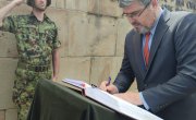 Министар Старовић предводио државну церемонију обележавања Дана победе над фашизмом