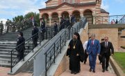 Министар Старовић положио венац Новим косовским јунацима