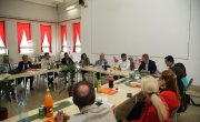 За подршку предузећима за професионалну рехабилитацију и запошљавање особа са инвалидитетом 705 милиона динара