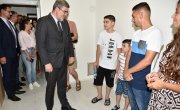 Министар Старовић на додели кључева за социјално становање у Ваљеву