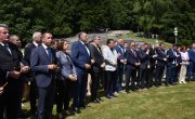 Старовић – Република Србија и Република Српска желе мир и знаће како да га сачувају