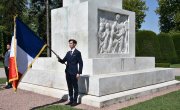 Положени венци на Споменик захвалности Француској на Калeмегдану
