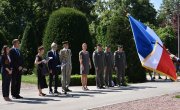 Положени венци на Споменик захвалности Француској на Калeмегдану