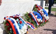 Положени венци на Споменик захвалности Француској на Калeмегдану