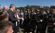 Министар Старовић на бележавању 80. годишњице од операције Халијард