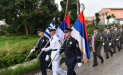 Положени венци у Гувији