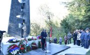 Старовић предводио државну церемонију код споменика Совјетским пилотима