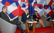 Старовић на конференцији "Једнаке, Сигурне, Оснажене"