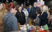 Одржан  хуманитарни Базар рукотворина