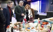Одржан  хуманитарни Базар рукотворина