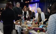 Одржан  хуманитарни Базар рукотворина