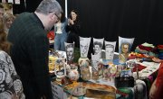 Одржан  хуманитарни Базар рукотворина