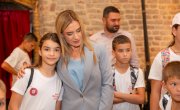 Ђурђевић Стаменковски са децом са КиМ: Чувајте заједништво и љубав према својој Србији!
