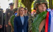 Српски народ, који поштује законе, одлучује о Србији
