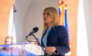 Српски народ, који поштује законе, одлучује о Србији
