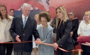 Ђурђевић Стаменковски отворила Божићни базар женских рукотворина: Хуманост нас чини људима