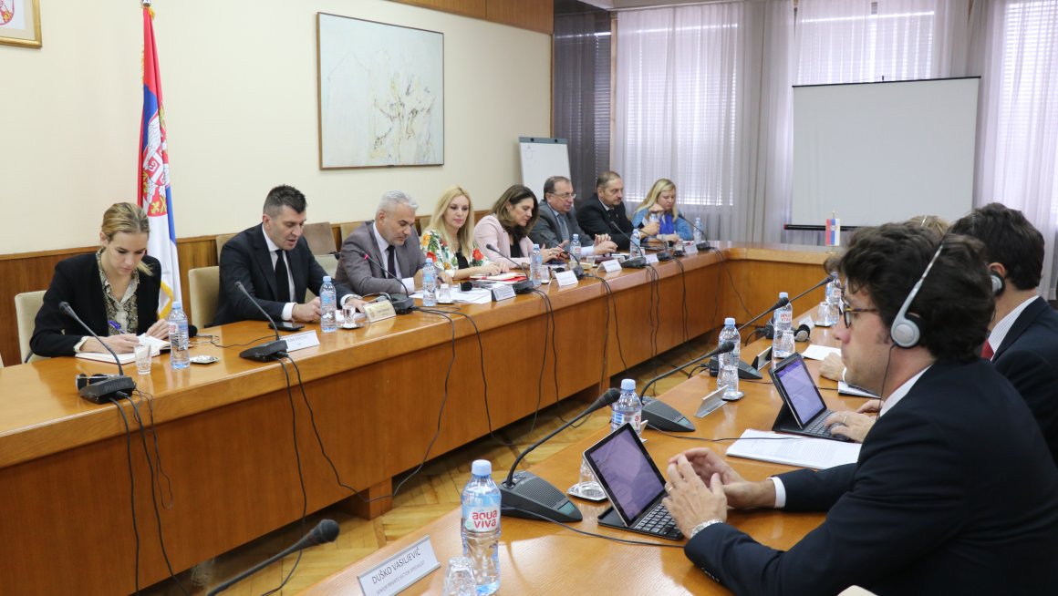 Министар Ђорђевић разговарао са делегацијом ММФ - а 