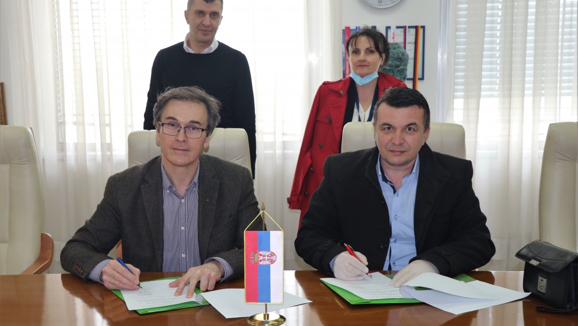 Додељено ново санитетско возило Центру за социјални рад Кучево