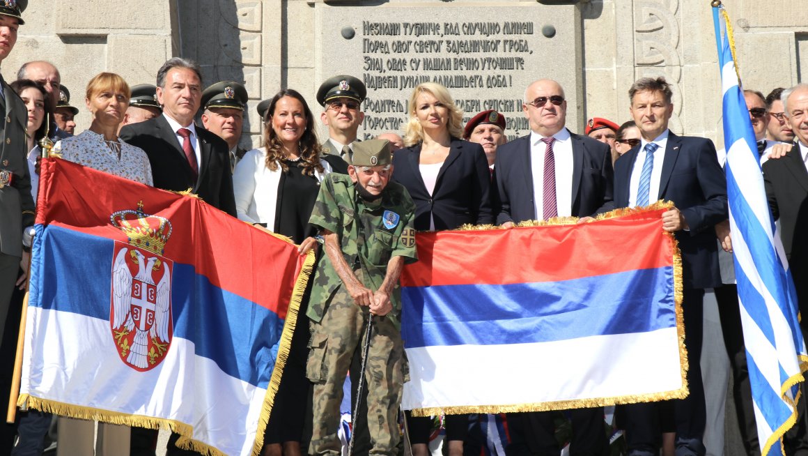На војном гробљу Зејтинлик обележено 103 године од пробоја Солунског фронта