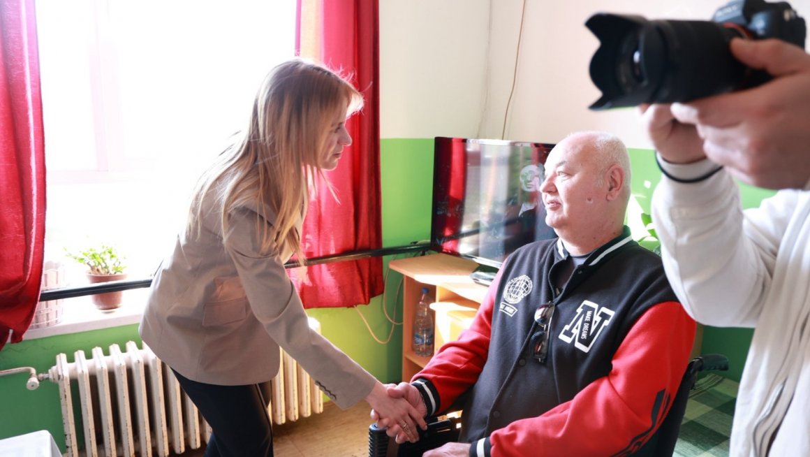 Ђурђевић у Специјалној болници у Новом Пазару: Радимо на обезбеђивању боље приступачности за особе са инвалидитетом